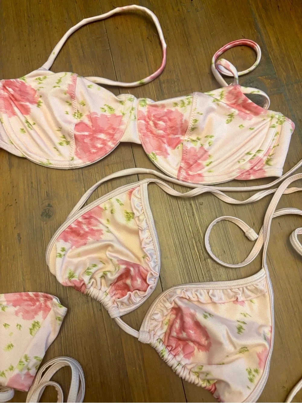 Frankie’s bikinis x Sydney Sweeney mio Amore 4 piece bikini set